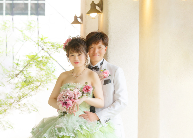 【可憐で美しいチャペル撮影★洋装2着☆】白ドレス【併設チャペル】カラードレス【ガーデン】ロケーションデータ90カット