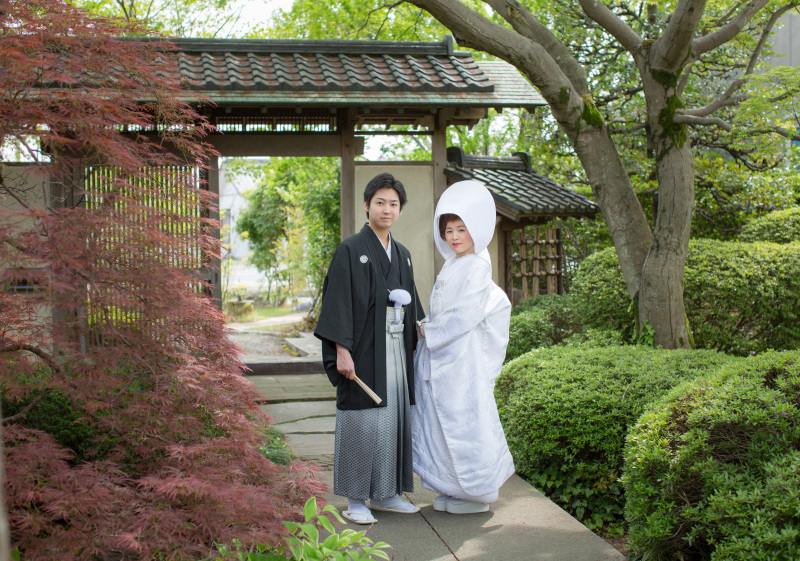 【新春の本格日本庭園&邸宅和室・和装2着】白無垢色打掛【移動なし本格日本庭園と邸宅和室】で◇データ90カット