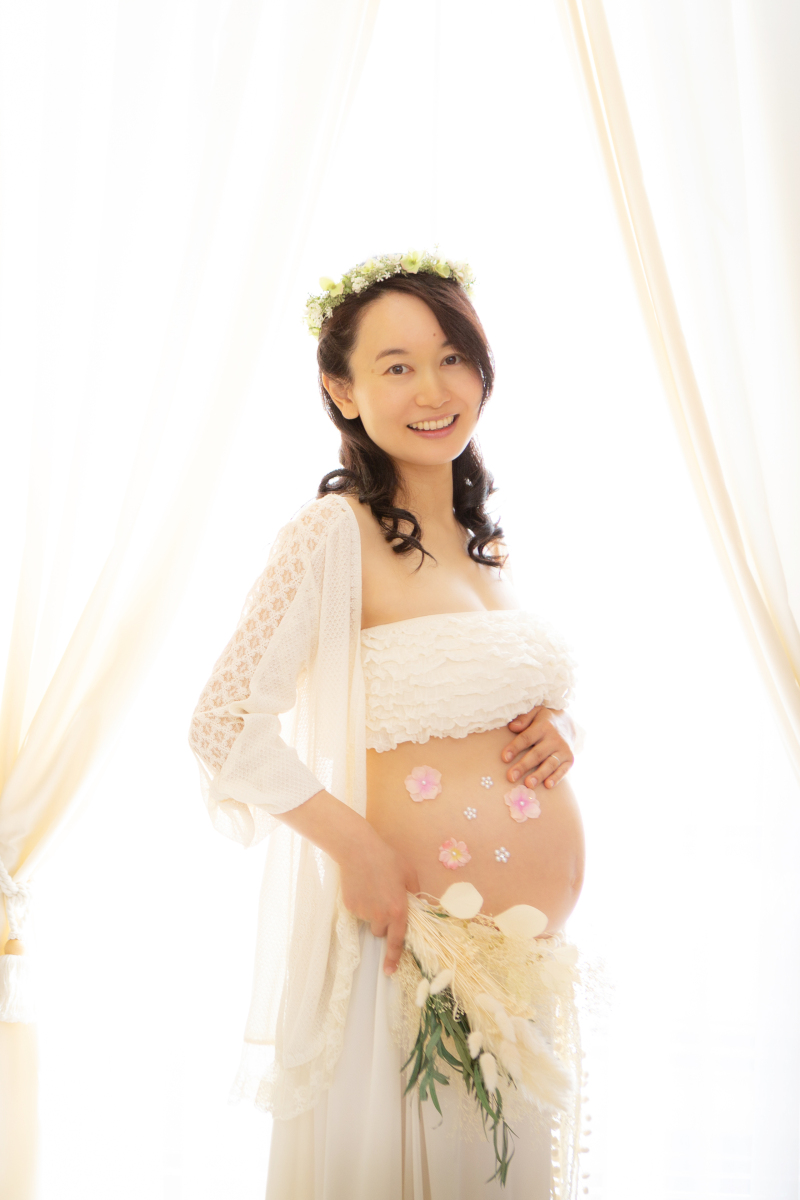 【お得☆マタニティフォトプラン】マタニティ衣装・ヘアセット付 データCD30カット