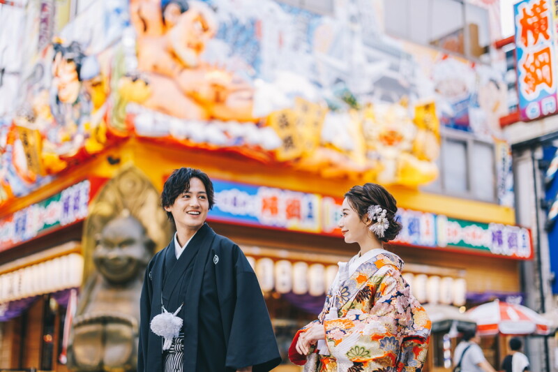 絢爛とした街並みの中で