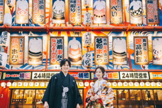 映画やドラマの舞台となっている風情ある街並みが粋な新世界