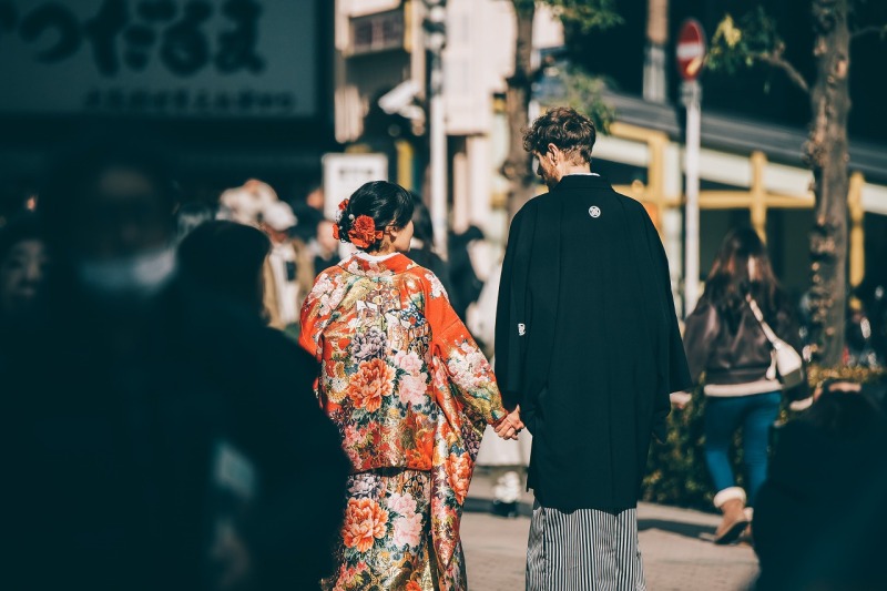 後ろ姿も
