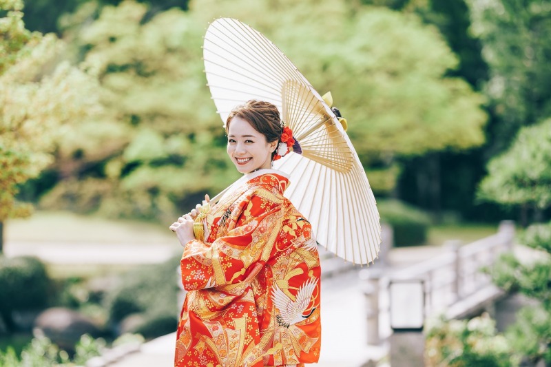 妥協なき1着で残す、庭園和装フォト