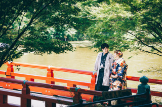 スタジオアンルージュなんばOCAT店_慶沢園の新緑溢れる和庭園で和装が映える前撮りを