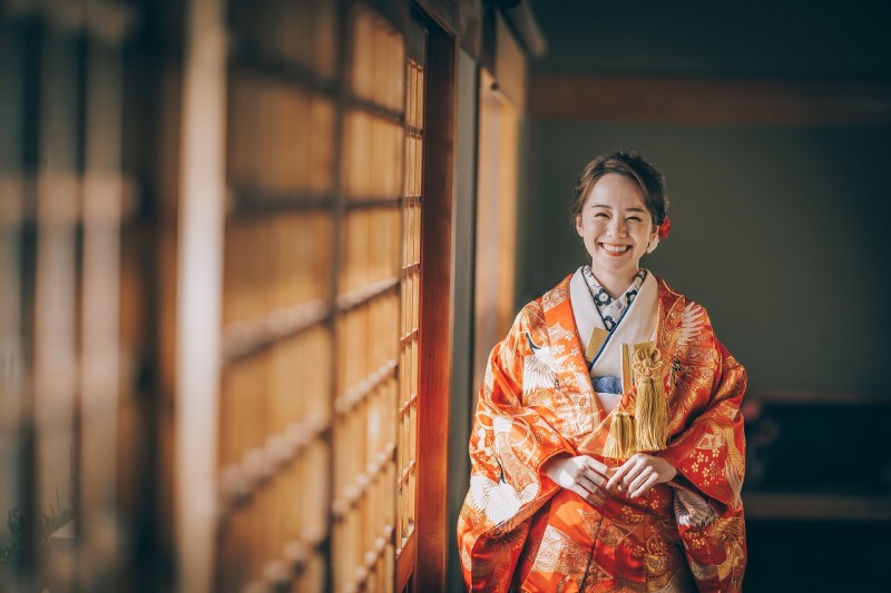 スタジオアンルージュなんばOCAT店_色打掛・着物が豊富