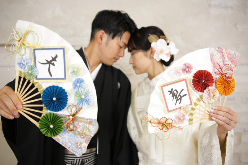 小物を大胆に使用し普段携帯では撮影できないお写真を撮影。
