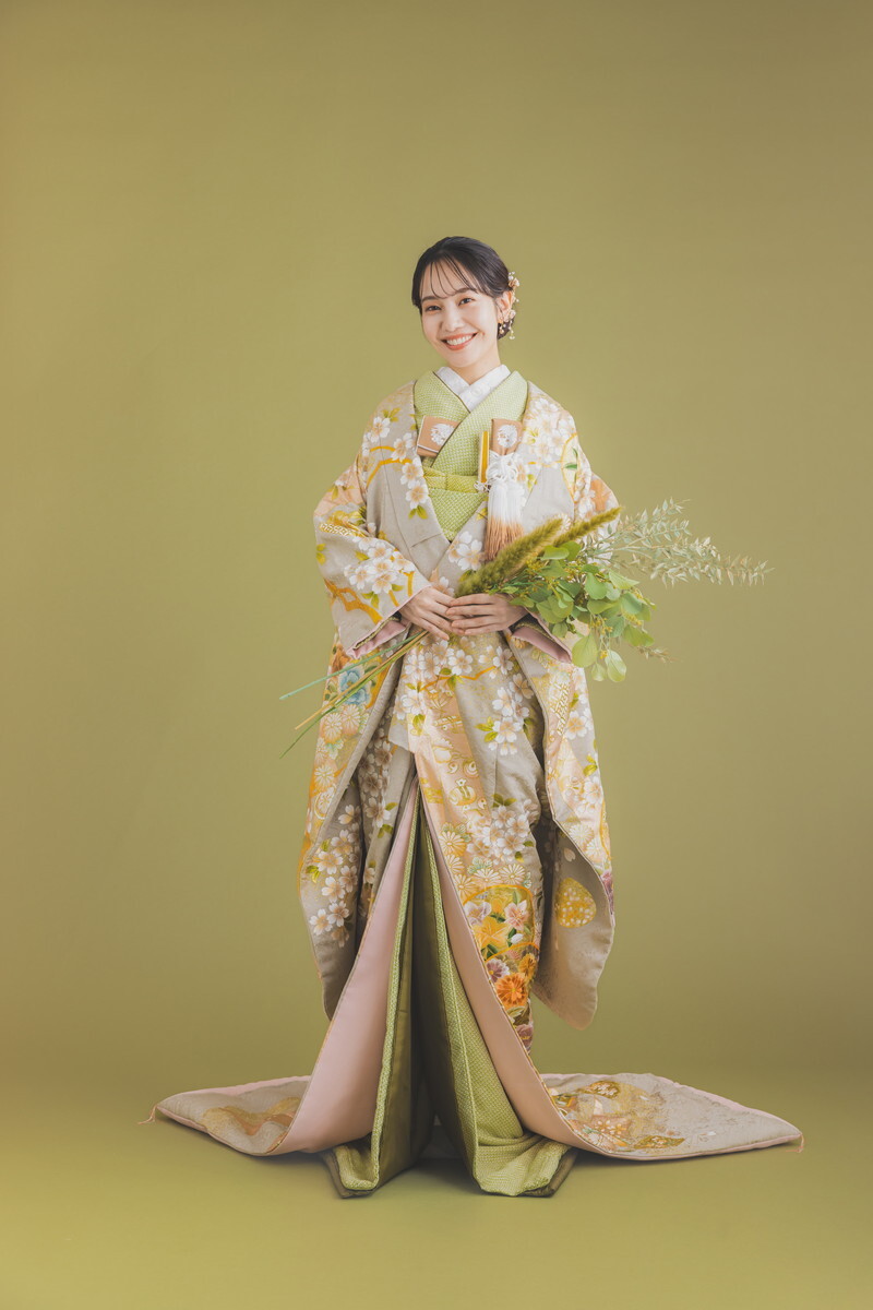 洋装&和装スタジオフォト全データプラン|データ100カット&写真1枚付き