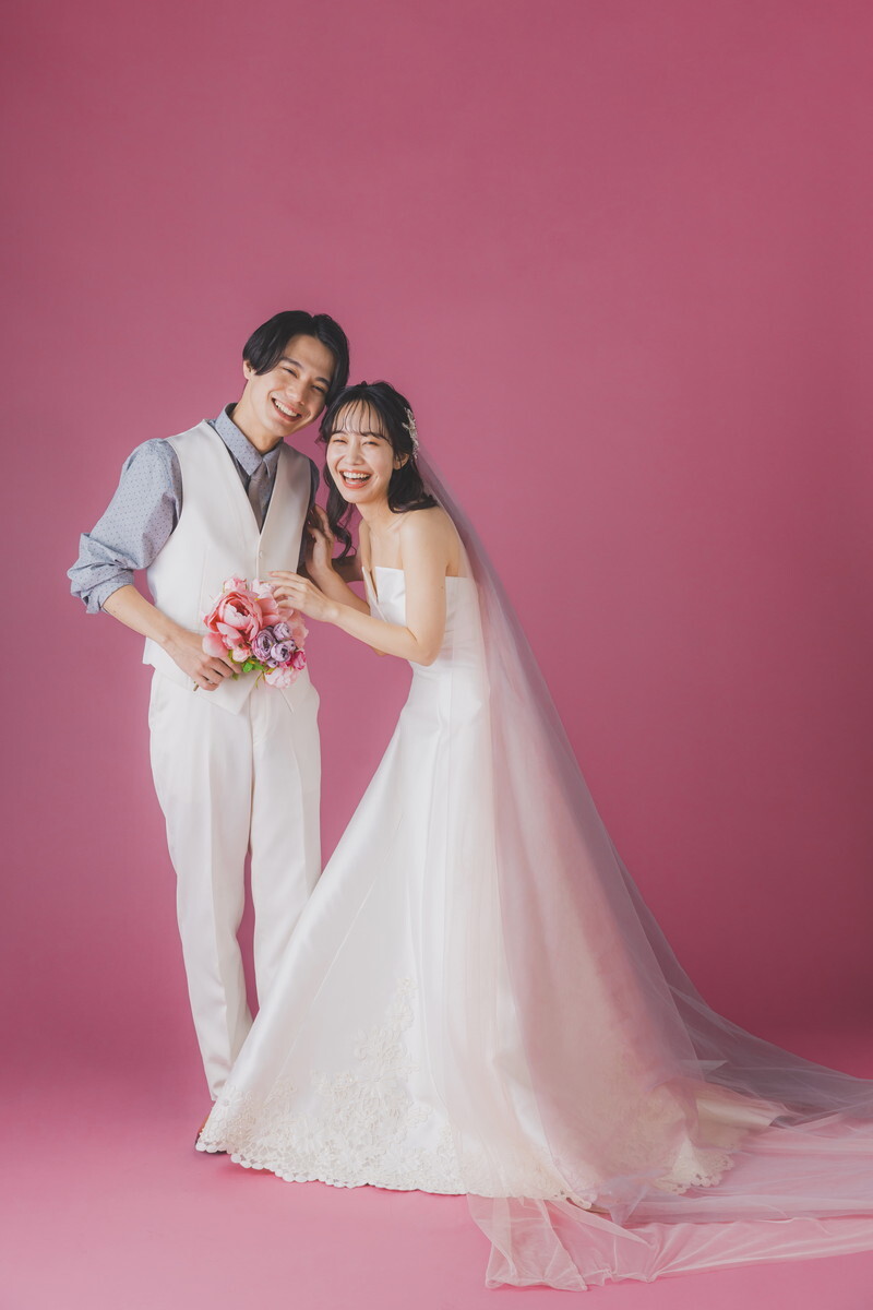 洋装スタジオフォトクラシックプラン|データ1カット&写真4枚付き