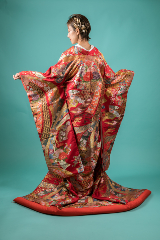 R108-赤地 束熨斗に四季花