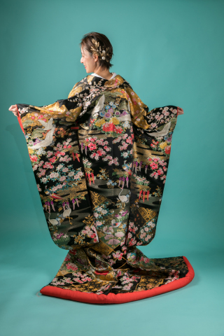 R109-黒地に金 小柄