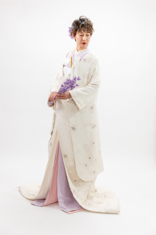 色掛下付き白無垢　薄紫