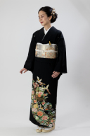 留袖　相良刺繍ー花