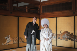 虎の襖絵があるお寺でロケ撮影