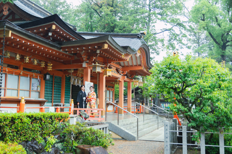 西の方の神社さま