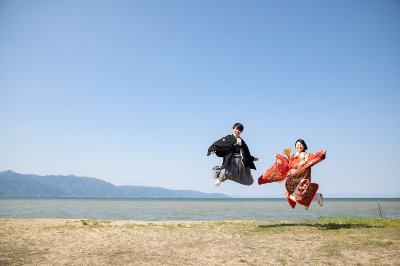 お嫁さんも大ジャンプ