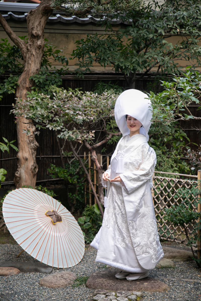 引き続きお庭で