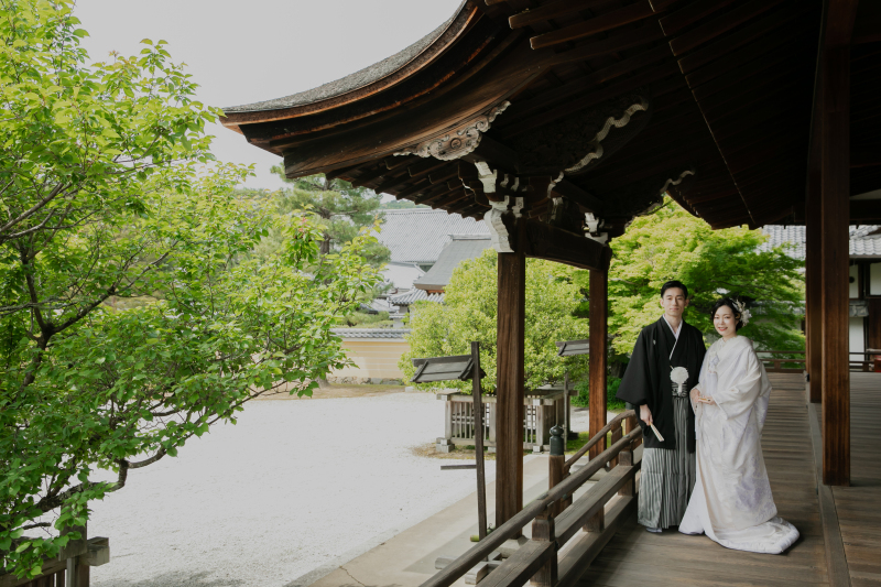 着物を下ろしたまま