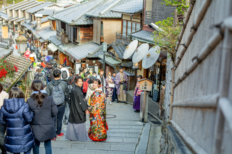 人混みの二寧坂