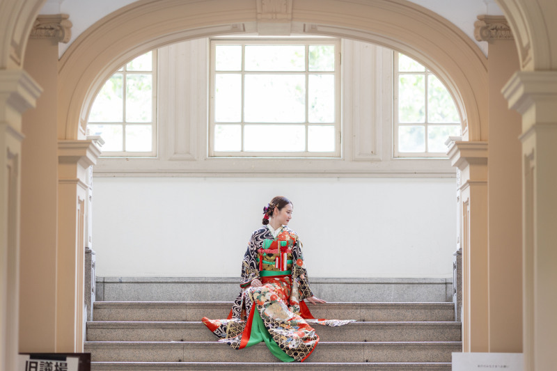 アンティークな引き振袖もあります