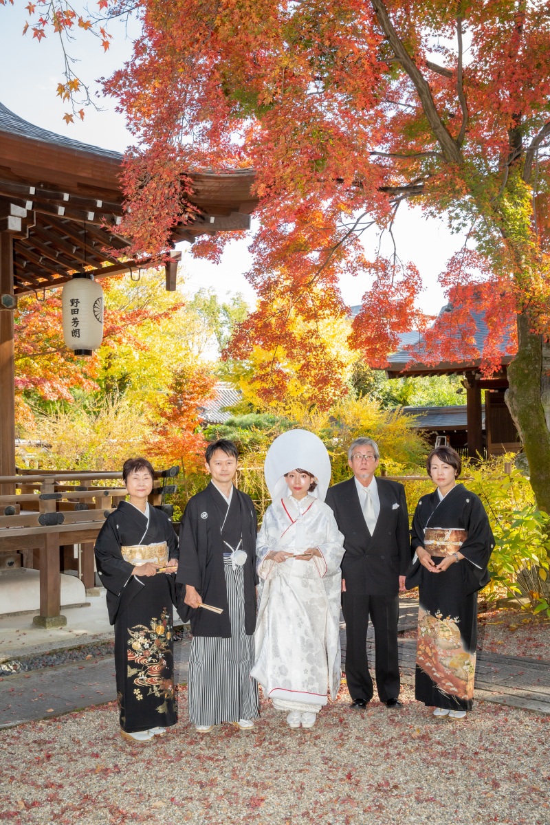 お母様や姉妹の留袖や振袖もレンタル可能