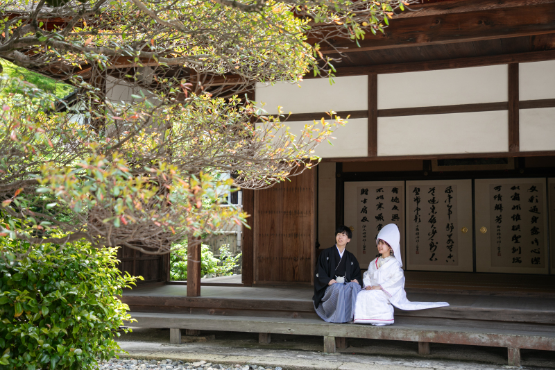 <お寺に行こう>選べるお寺プラン 衣装1点2時間撮影付き155,000円(使用料込み)※お寺により多少変動