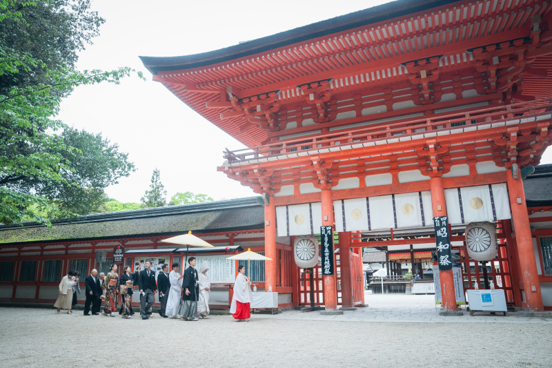 <結婚式プラン>あざ婚☆ロケ撮影+結婚式+食事まで 京都の神社でお気軽に結婚式を!白無垢結婚式+色打掛でロケ 親族列席OK