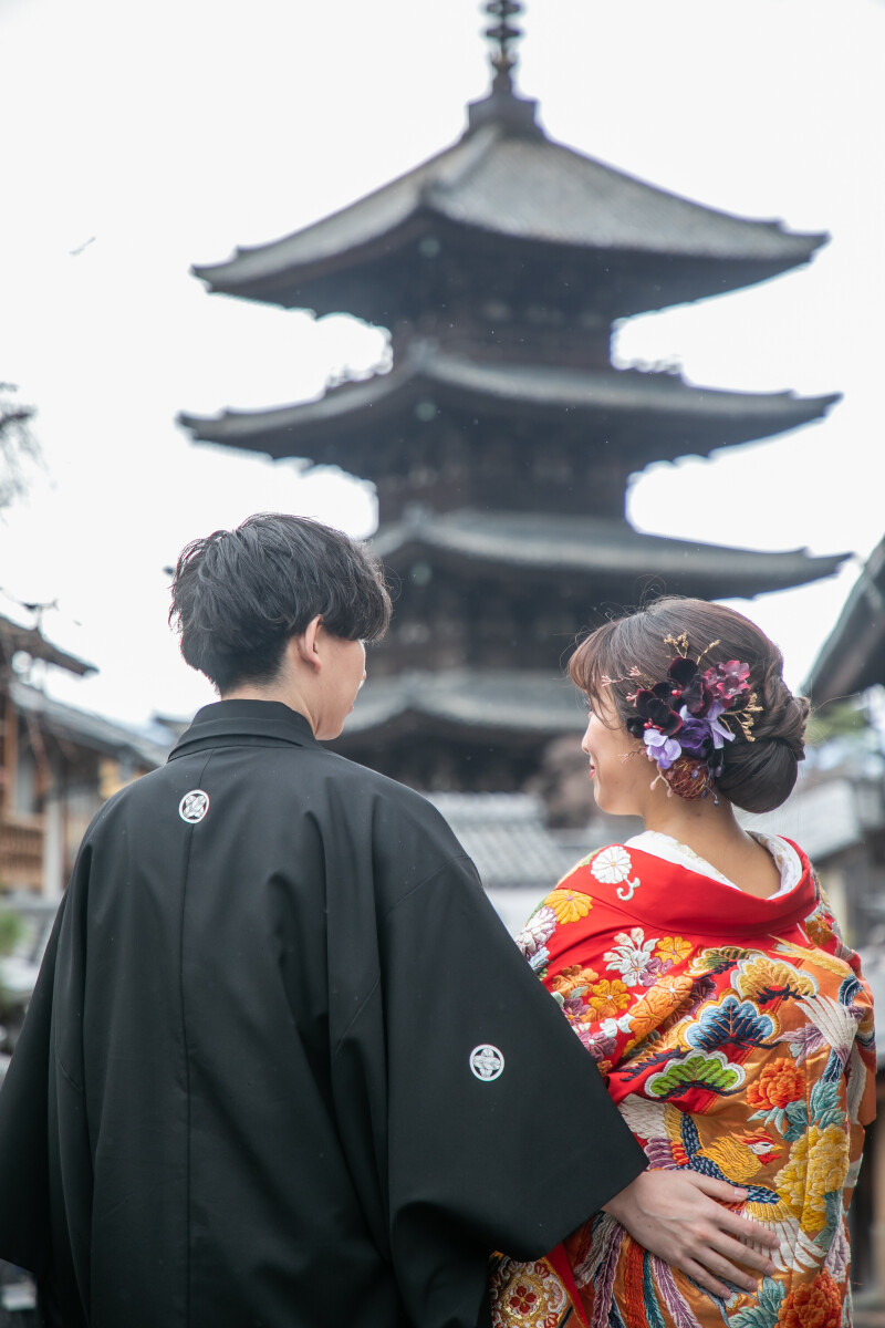 春は目の前3月プラン 白無垢色打掛両方着て お好きな場所2箇所 139,800円 3月1日〜3月21日まで