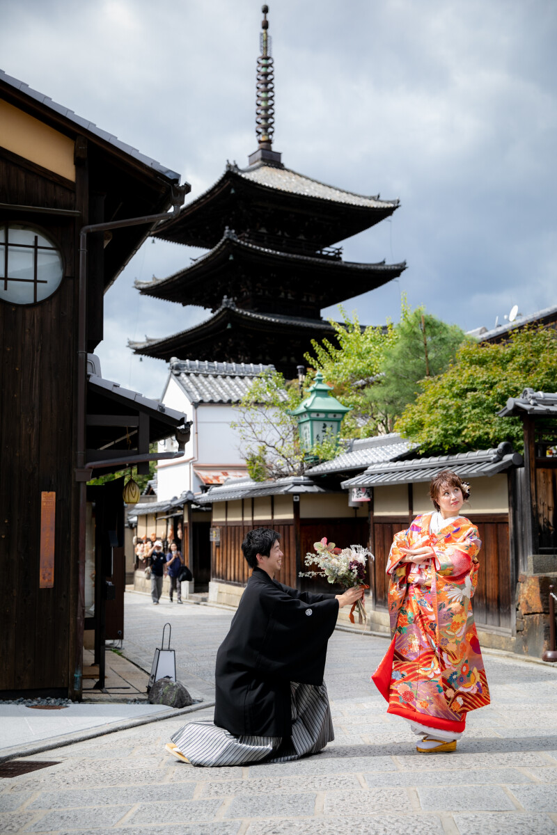あざらし京都ツアー 白無垢と色打掛両方で巡る京都旅 ロケ地の組み合わせから選ぼう! 149,800円
