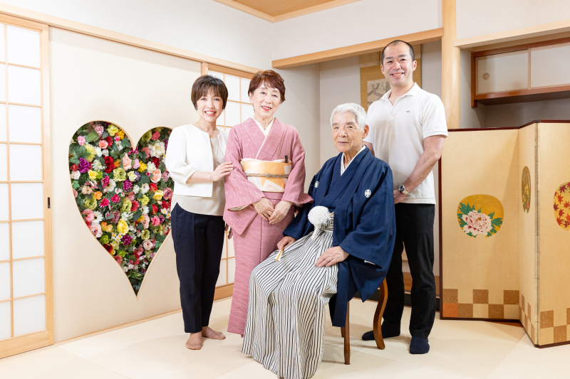 <バウリニューアル>☆記念日に京都で和装を着よう!主役夫婦で結婚○周年記念でスタジオ和装撮影 金婚式銀婚式にも!66,000円-