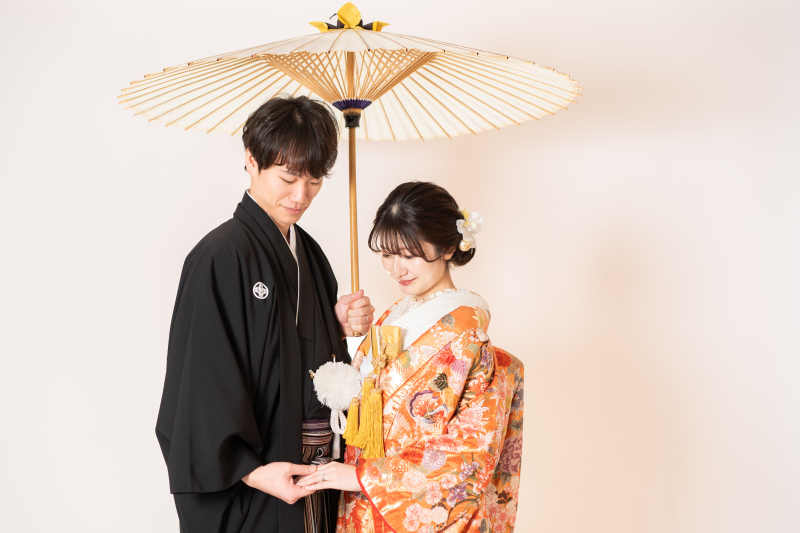 ＜スタジオのみプラン＞白無垢Or色打掛Or引振袖で　スタジオのみじっくりあざらし室内プラン　88,000円