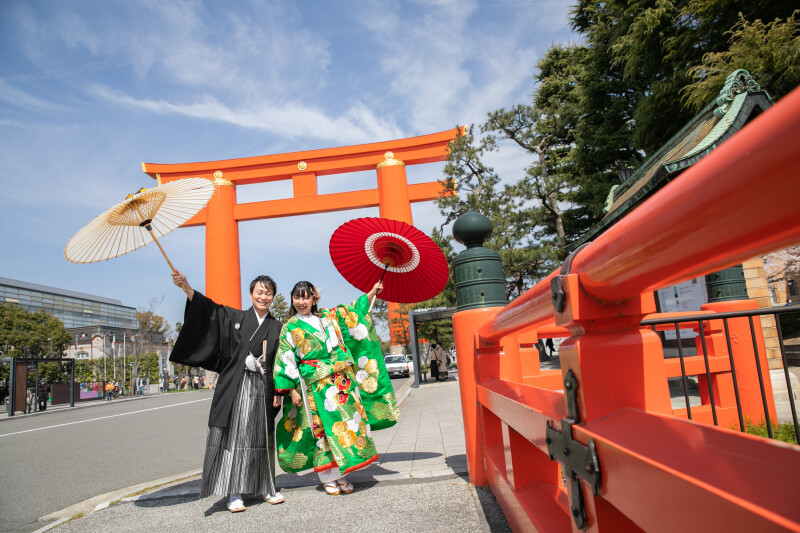 シンプルロケスペシャル-新婦衣装1点 撮影2時間半 選べるロケ2ヶ所 129,800円