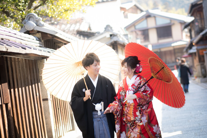 シンプルロケスペシャル-新婦衣装1点 撮影2時間半 選べるロケ2ヶ所 129,800円