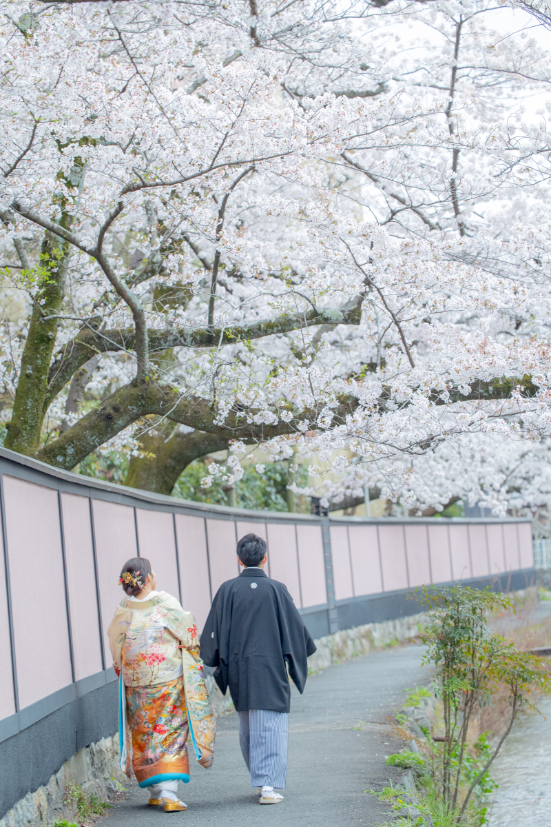 <ドレスと和装>ドレス持込和装貸し出し撮影和装と洋装で2箇所 1箇所1時間強づつ撮影 150,000円
