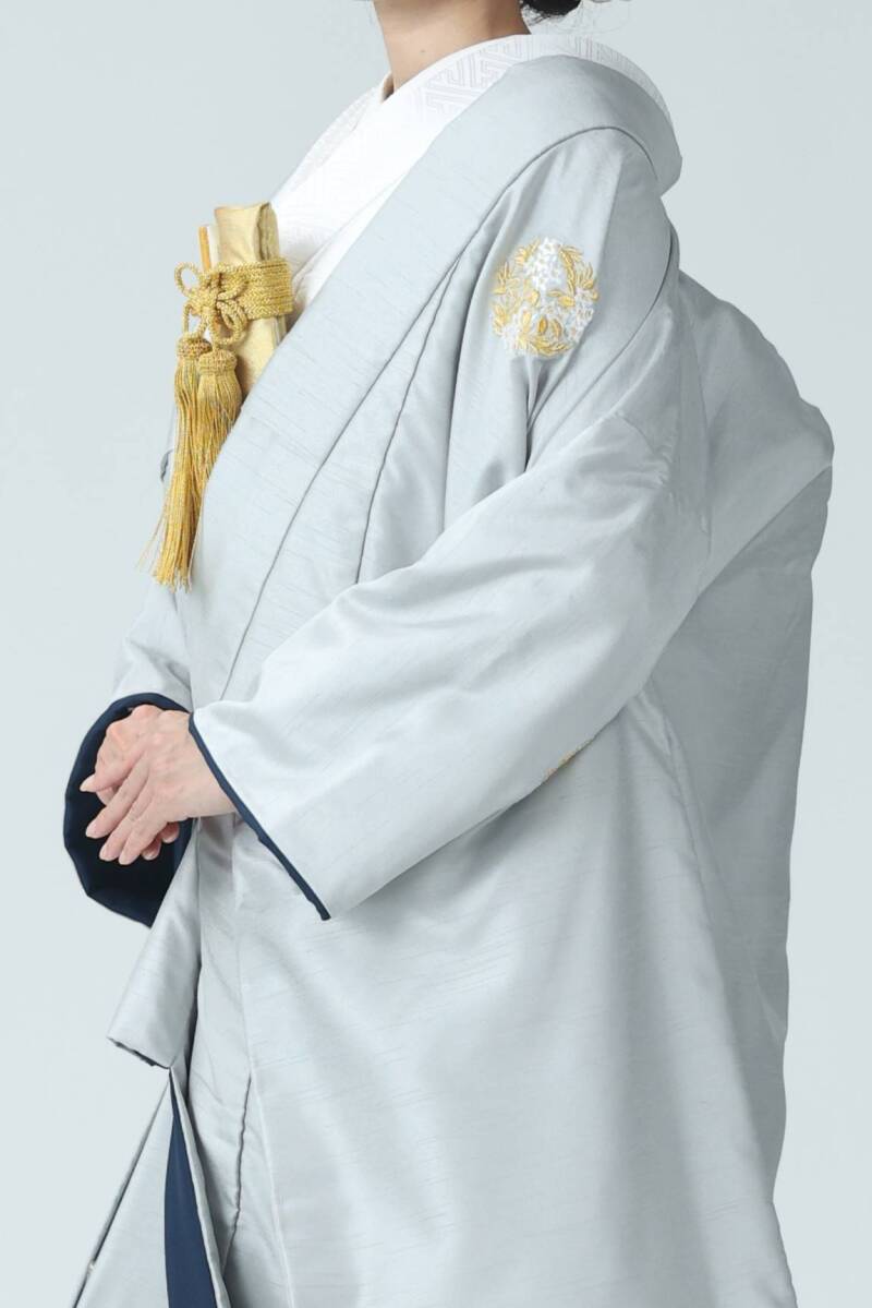 色無垢グレー橘丸紋様