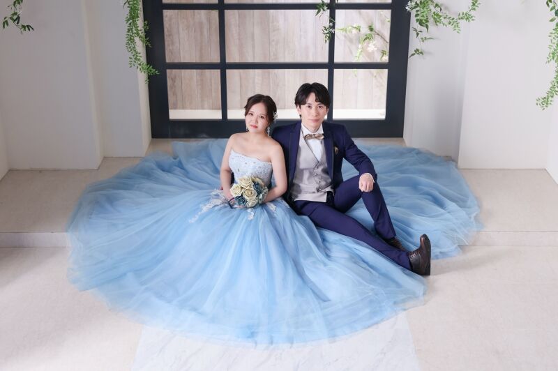 お座りショットでドレスを綺麗に