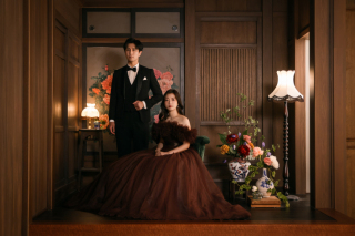 和室でクールに佇む