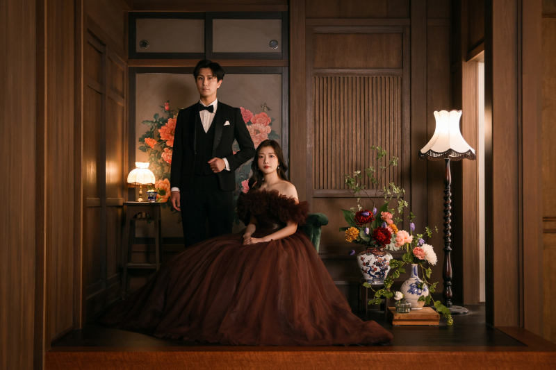 和室でクールに佇む