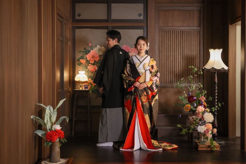 クラシカル邸宅風スタジオで重厚感あふれるショット