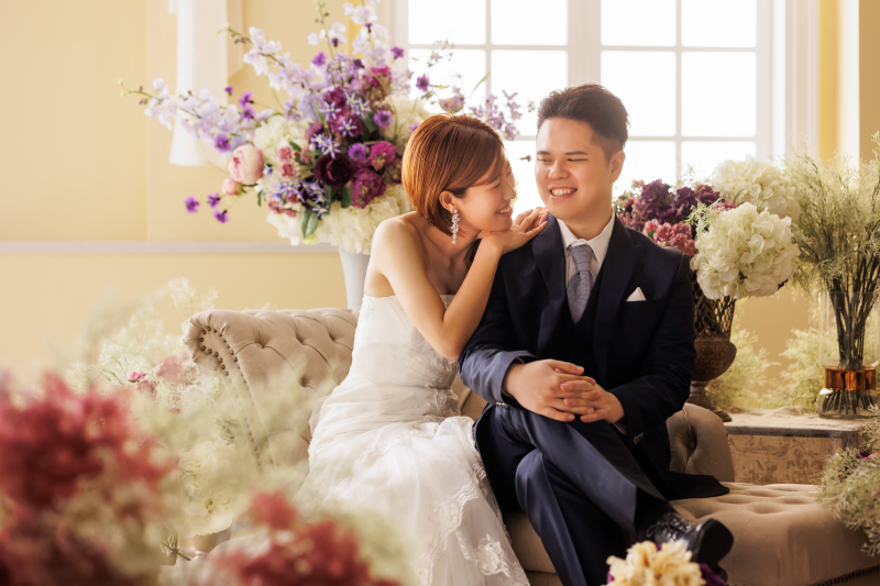 優しい花々に囲まれて