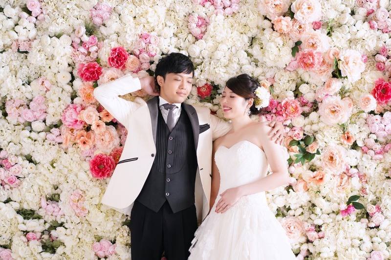 身を寄せ合って