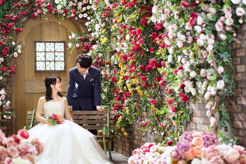 色とりどりな花園で