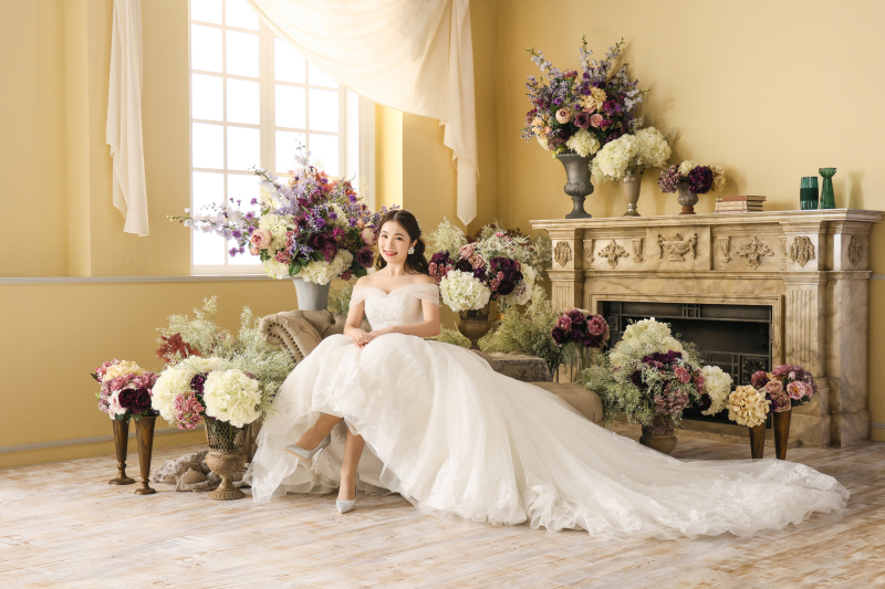 しなやかに足見せ