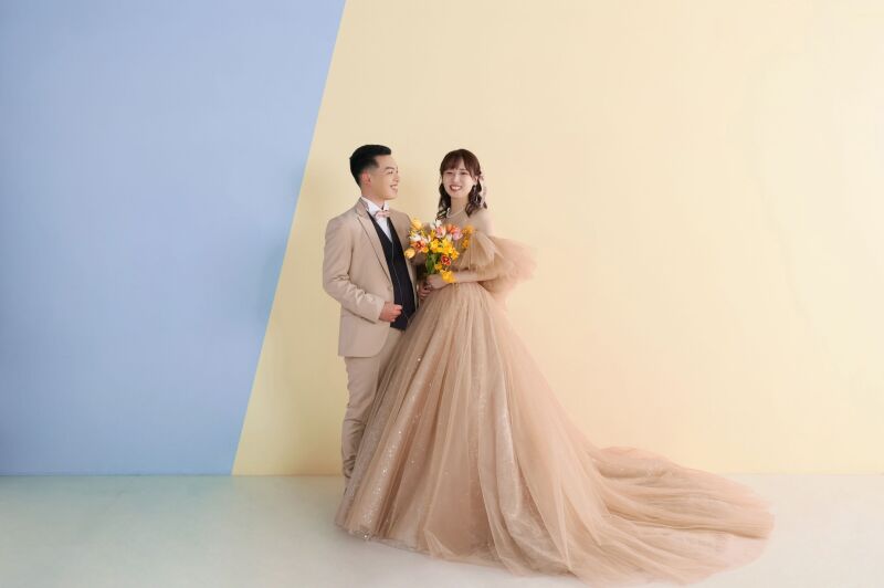 スタイリッシュに、新婦様をエスコート