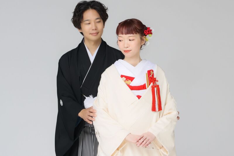 寄り添うお二人の、優しさに満ちた表情を近くで