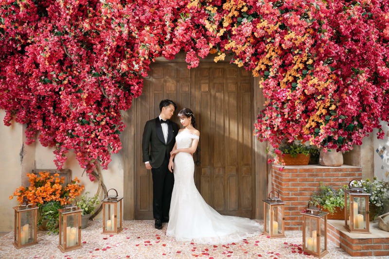 身を寄せ合って