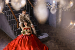 光と色が重なり合い、穏やかに時間を感じられる撮影シーン