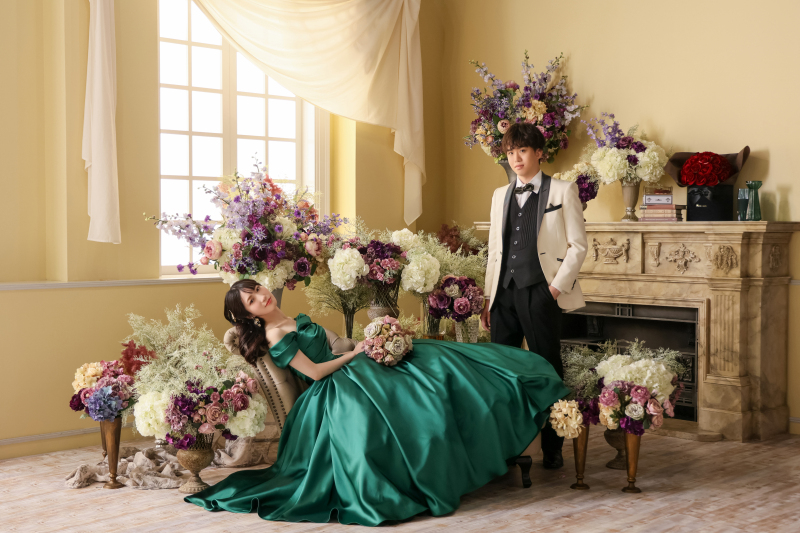 揃えすぎず語りすぎず、輪郭と間