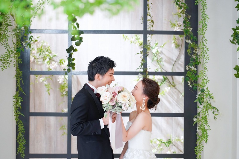 みんなから隠れて内緒話♪