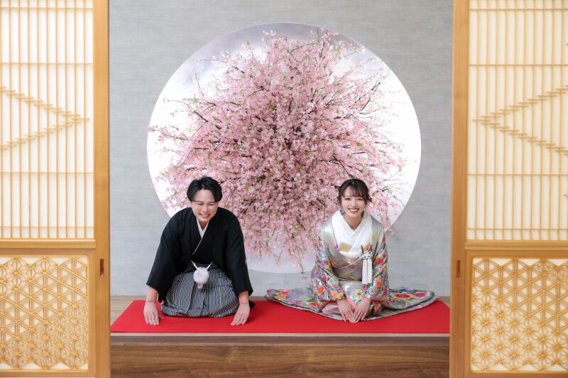 趣ある和室から洗練された洋風街並みまで|二つの世界観を堪能するフォト撮影