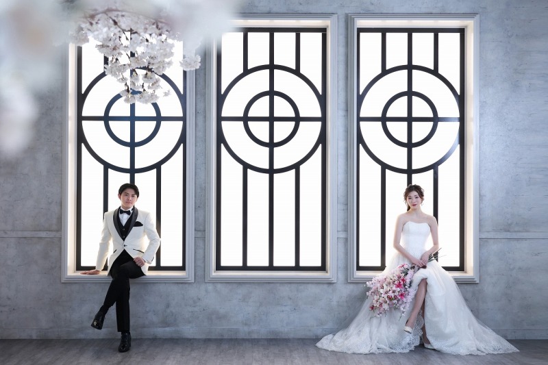 幻想的なセットで